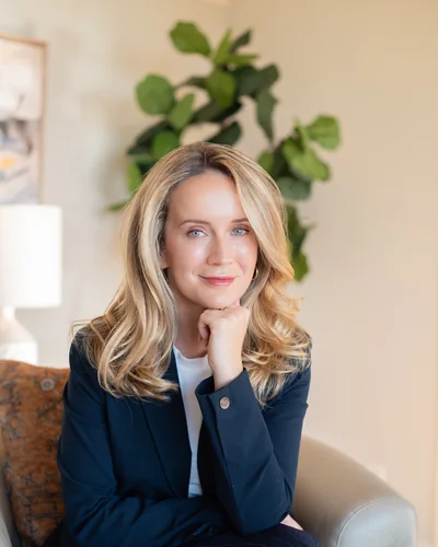 Ali Andersen, City Real Estate